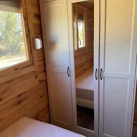 Cabanon Au Bord Du Petit Rhone