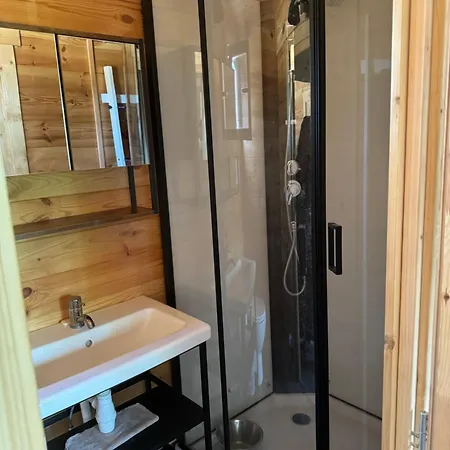 Cabanon Au Bord Du Petit Rhone Chalet