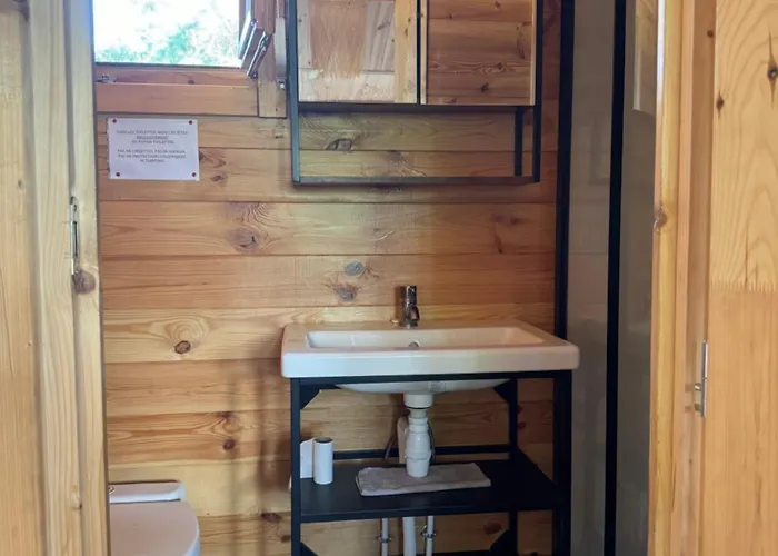 Cabanon Au Bord Du Petit Rhone Alpstuga Sylvéréal